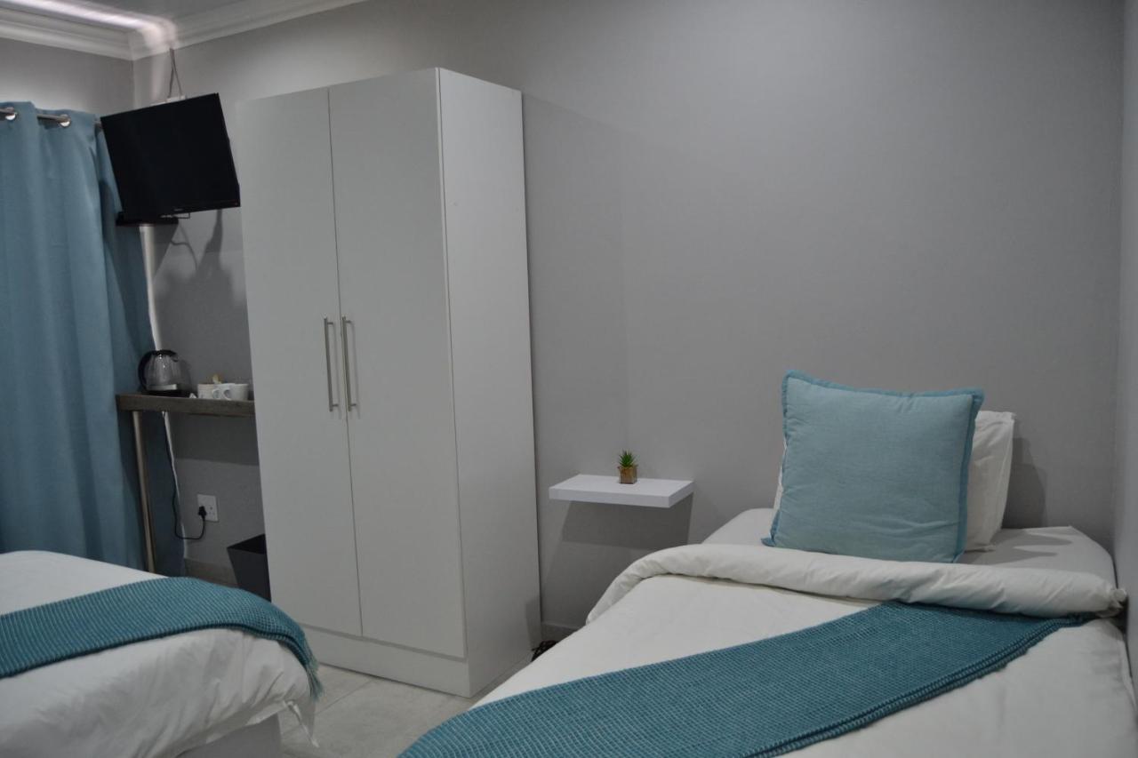 African Sands Guesthouse Load Shedding Free Bloemfontein Exteriör bild