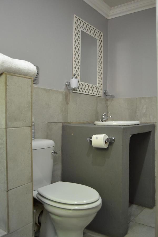 African Sands Guesthouse Load Shedding Free Bloemfontein Exteriör bild