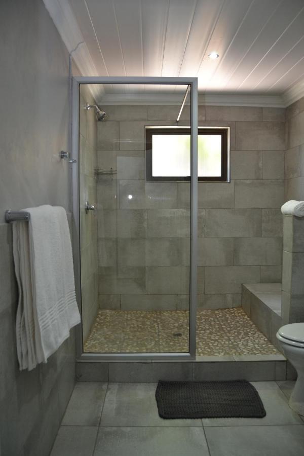 African Sands Guesthouse Load Shedding Free Bloemfontein Exteriör bild