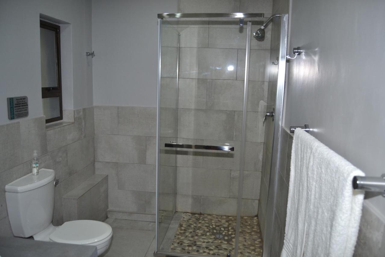 African Sands Guesthouse Load Shedding Free Bloemfontein Exteriör bild